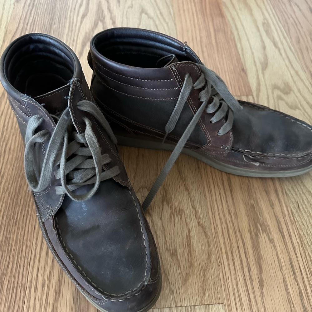 Clark’s - Size 11 - Men's Brown Leather Boots